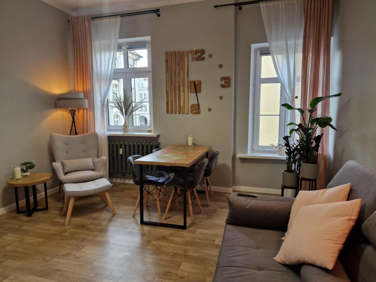 Apartament Ratuszowy Deluxe Jelenia Gora Dış mekan fotoğraf